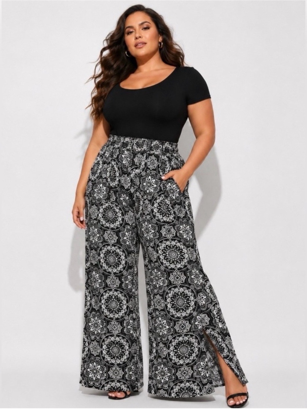 Torrid  Medallion Print Black & White Chiffon Side Slit Wide Pants Size 2.